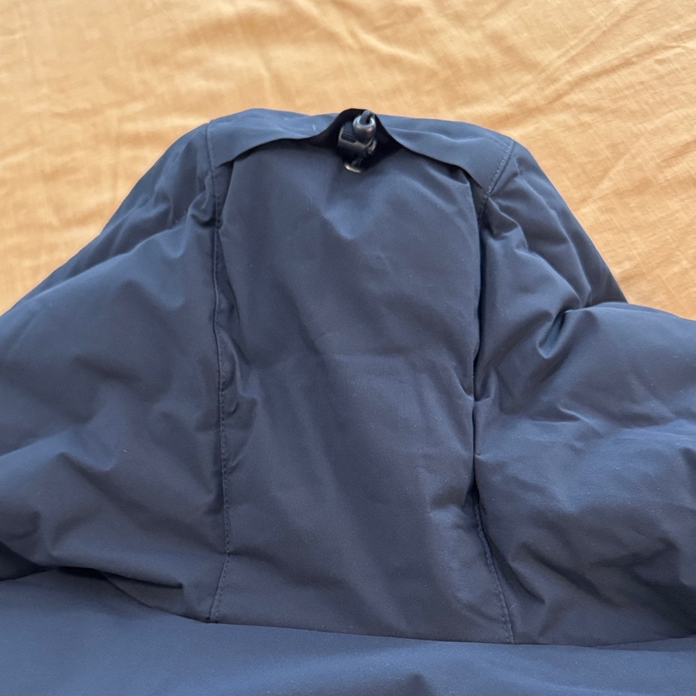 Eddie Bauer Women's Black Hooded Puffer Jacket - Picture 8 of 9